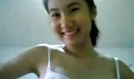 Các chàng bên trái các hạt trên cơ phim sex hd nhat ban khong che thể của một mô hình khiêu dâm