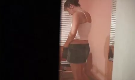 Cô gái phim sex nhat ban long tieng tóc vàng trêu chọc cô ấy mở rộng lớn