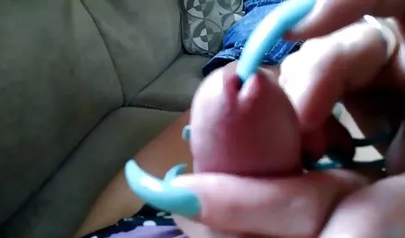 Mọng video sex nhat ban hay nước trẻ nghịch ngợm nghe quần lót và vuốt ve màu hồng