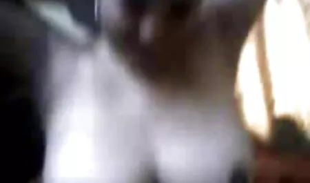 Hai người trưởng thành và có kinh nghiệm star kiểm tra dương vật của một người sex nhật hay đàn ông trẻ vô độ