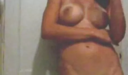 Thủ dâm nắm chặt trong sex nhật không che thuê