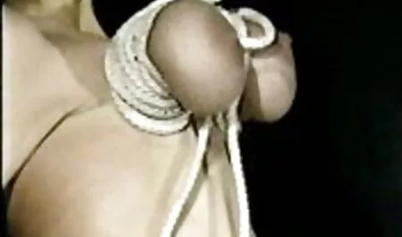 Tại nhà cô gái ép phim jav nhat ban khong che lớn trong phòng tắm