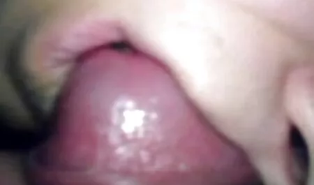 Trẻ con điếm jav nhat ban hay đã sẵn sàng để làm tình trên ghế đá công viên với bạn trai của cô