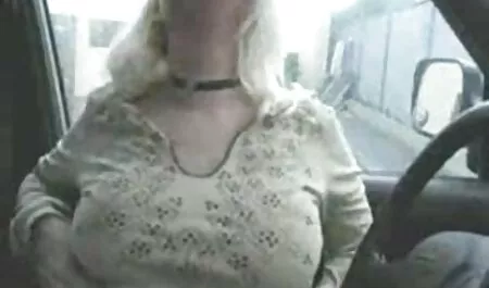 Mẹ, mẹ xoa tóc vàng trong một thân qhim set nhat mật chat video