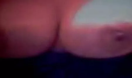 Gai chèn máy rung vào sex nhật ko che mông trên giường